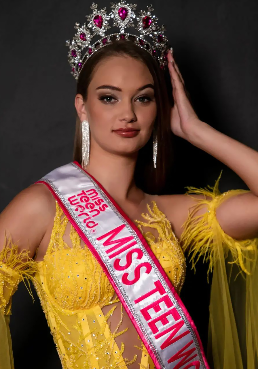 Nachalee Creser Miss Teen World 2023 portrait